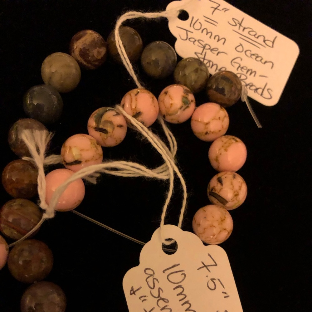 🆕7.5” strand of Ocean Jasper gemstones. 🆕7” strand of “Turquoise” resin beads.